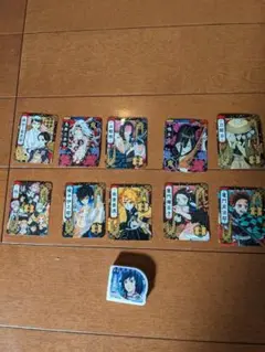 鬼滅の刃 カード 10枚セット&冨岡義勇消しゴム(くら寿司)