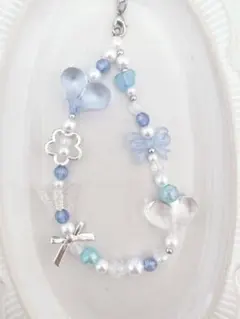 【新作】透明ブルーハート〰︎︎ビーズストラップ 約18cm B874