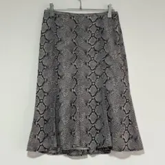 n0700【イネド】ひざ丈フレアスカート 日本製 パイソン柄 ストレッチ