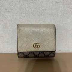 GUCCI 二つ折り財布 ベージュ GGパターン