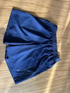 ニューバランス　ショートパンツ