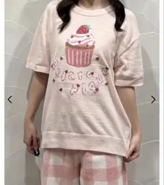 新品 未使用 ビーズ スパンコール レース フリル Tシャツ　ゆったり 新品 未使用 ビーズ スパンコール レース フリル Tシャツ ゆったり