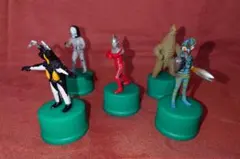 三ツ矢サイダー ウルトラマン ボトルキャップ フィギュア 全24種