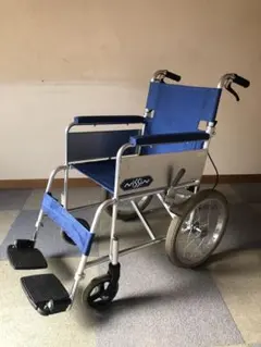 美品❗️日進医療機器折りたたみ式介助用車椅子