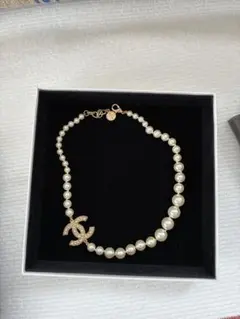 CHANEL パール ロゴ ネックレスのサムネイル