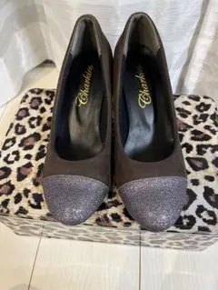 ブラウン スエード パンプス　キラキラ　23.0〜23.5cm