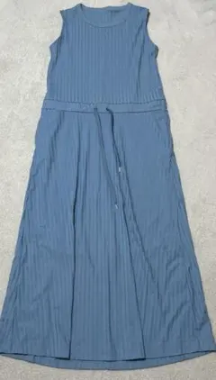 AZUL BY MOUSSYのリブノースリーブワンピースのサムネイル