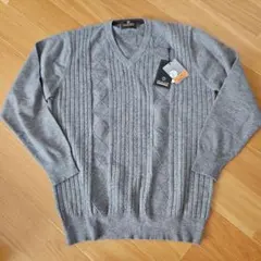 【新品未使用】Vネックセーター タグ付き