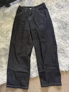 黒 デニムパンツ ジーンズ