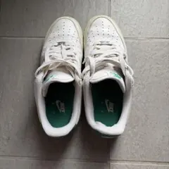 Nike Air FORCE1のサムネイル