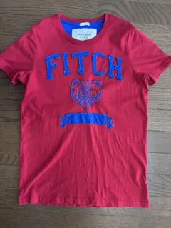 Abercrombie & Fitch 赤 Tシャツ