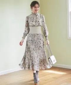 tocco closetウエストリブ切り替えシャーリング プリーツワンピース M