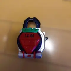 仮面ライダー鎧武 DXイチゴロックシード