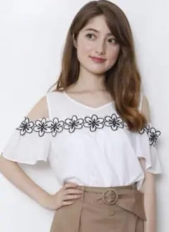 リランドチュール◆ オープンショルダー配色レースブラウス✤ size1