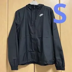 新品　NIKE ウインドブレーカー　スポーツウェア　Mサイズ　レディース
