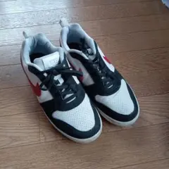 Nike スニーカー ホワイト/ブラック/レッド