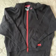 アディダス パーカー