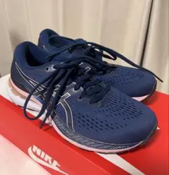 ASICS Gel Kayano 28 レディース 23.5cm