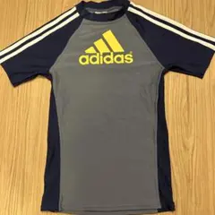 adidas 半袖ラッシュガード グレー/ネイビー １６０サイズ　男子