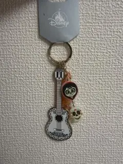 リメンバーミー　ミゲル　キーチェーン　ディズニーストア