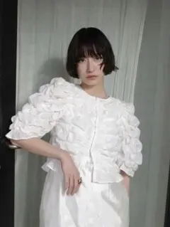 2026年最新】Puff sleeve gather blouse claneの人気アイテム - メルカリ
