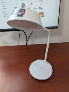 デスクライト Qiワイヤレス充電 USB給電ポート付