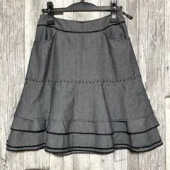 トゥービーシック　40 M グレー フレアスカート レイヤードデザイン
