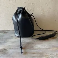 巾着 本革 ディアスキン ブラック ショルダーバッグ 国産皮革 赤字特価