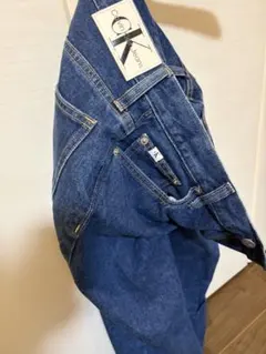 Calvin Klein ダークブルー デニムパンツ