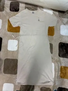 PUMA ベージュ Tシャツワンピース
