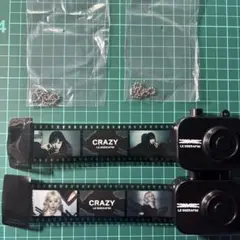 Le Sserafim CRAZY カメラネガ風チャーム　ガチャ　2ケ