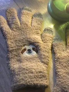 なまけもの⭐︎あっかいんだから手袋⭐︎