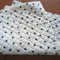 星柄キルティング生地　ハギレ