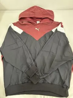 Puma フード付きパーカー 黒/白/小豆色