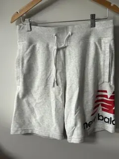 New Balance ショートパンツ Mサイズ グレーのサムネイル
