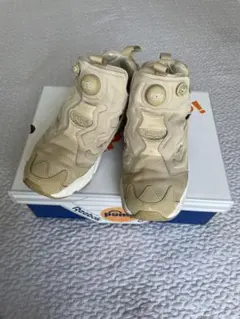 Item thumbnail for item 1e779de6-4cd1-4d27-b30b-29639e26e3df