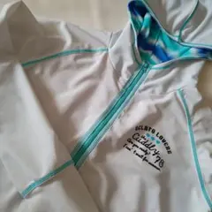 レディース　パーカー　サイズ160　(白色)