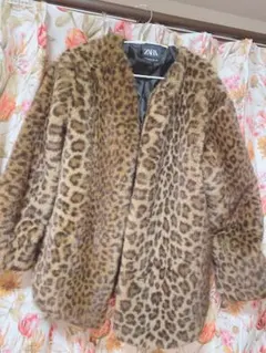 ZARA ヒョウ柄ファーコート