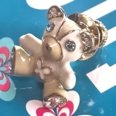 希少✨　ANNA SUI　アナスイ　かわいい♡　ベア　くまブローチのサムネイル