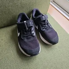Nike Revolution スニーカー 19cm