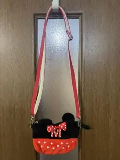 ディズニー　ミニーマウス　ポシェット