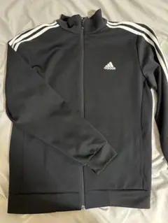 adidas ジャージ 上のみ