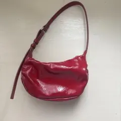 ZARA パテントレザー調 ショルダーバッグ レッドのサムネイル