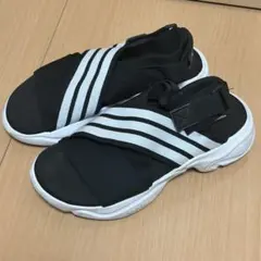 【人気】adidas アディダス マグムーア サンダル 厚底 ブラック 25cmのサムネイル