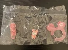 モモ TWICE LOVELYS アクリルカラビナフロッキーマスコットガチャ