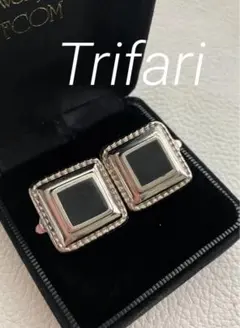 Trifari トリファリ　シルバー　イヤリング　レトロ　ヴィンテージ