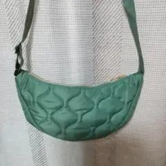 Item thumbnail for item 1d4d72b4-50ce-4e12-b340-9319d573bbd7