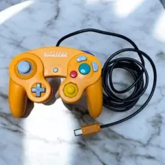 任天堂 ゲームキューブ コントローラー オレンジ