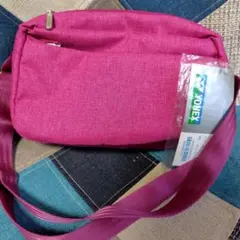新品タグ付き！YONEX ピンク ショルダーバッグ斜め掛け可