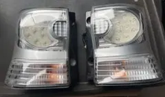 トヨタ ラウム NCZ テールランプ クリアコンビネーションランプ 付属品